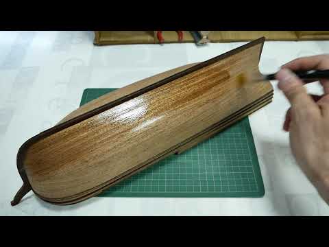 CASCO-024- Como barnizar el casco. ESSEX - Modelismo Naval