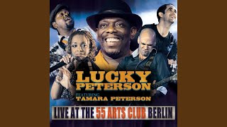 The World&#39;s in a Tangle (Live)