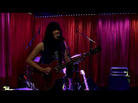 Wolf Twin "Easy" live from The 5 Spot