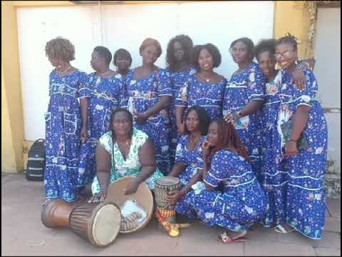 MUNTURUS KA BALI. DULCE PEREIRA. AMIZADE KA FACIL DE QUELELE