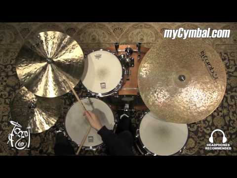 Istanbul Agop 18" Traditional Dark Crash Cymbal - 1428g (DC18-1011516F)