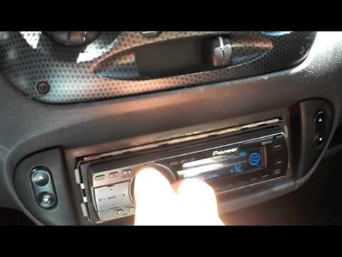 mein auto mit der fertig eingebauten anlage !