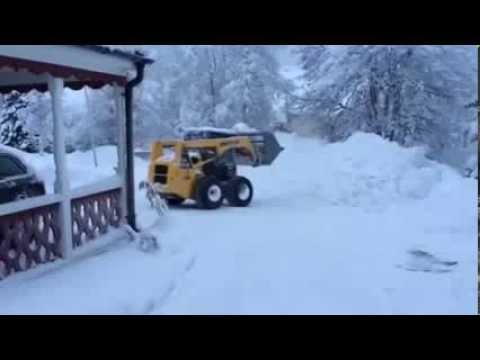 Skid steer sk815 Snow removal