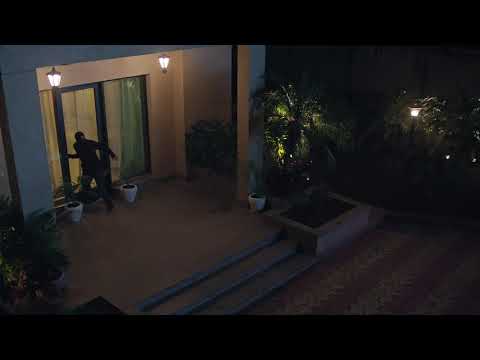 Qubo Outdoor Security Camera - Person Detection