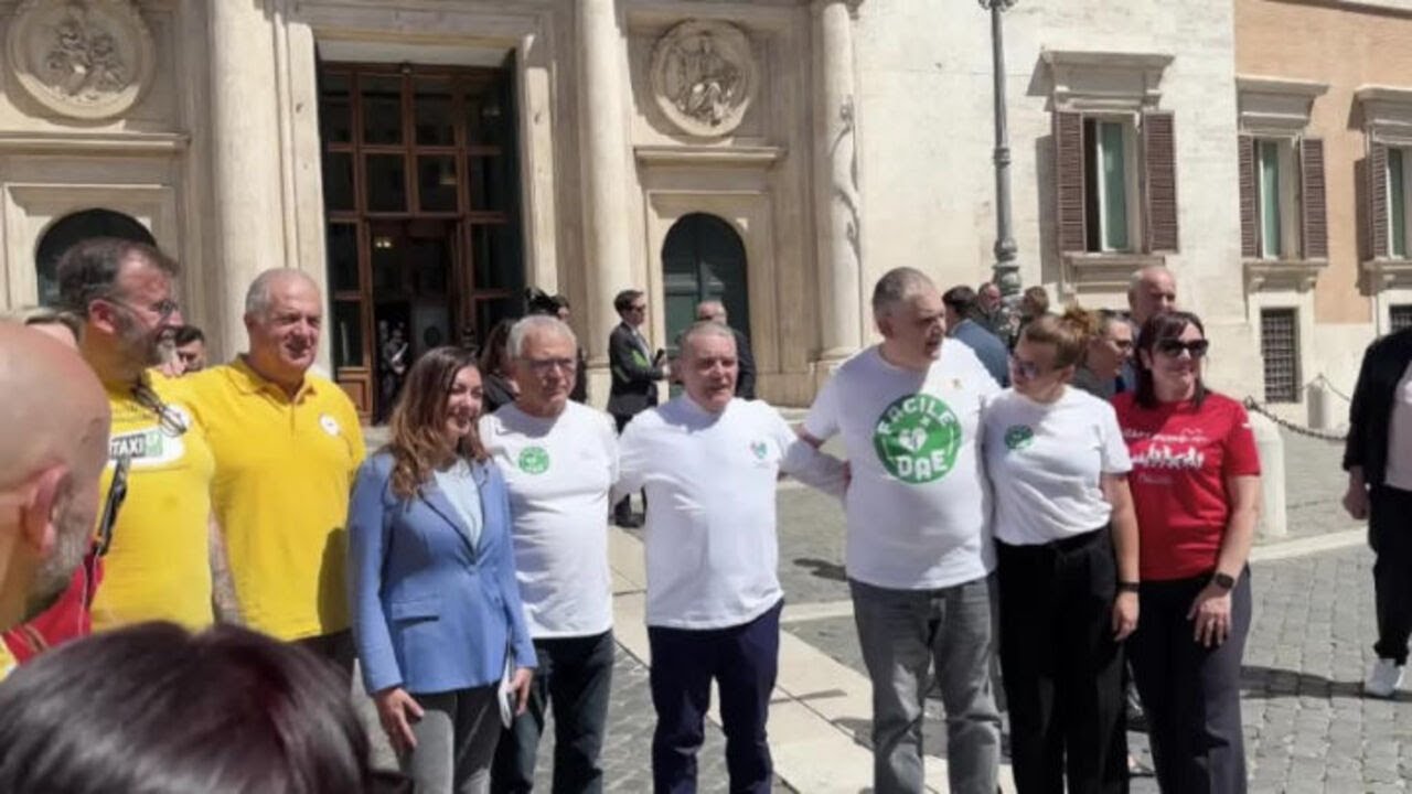Flash Mob di 'Cuore e Rianimazione Lorenzo Greco', Mulè: Defibrillatore strumento fondamentale