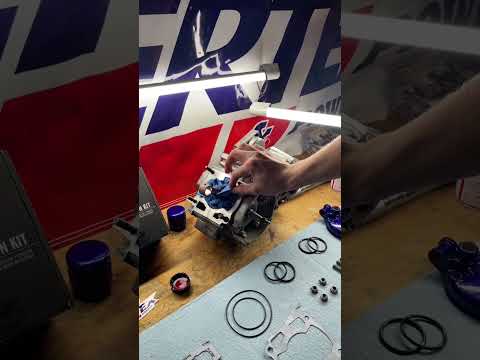 Let’s rebuild the top end on the Yz125 build with a Vertex rebuild kit!!