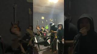 Download lagu ngeband mp3