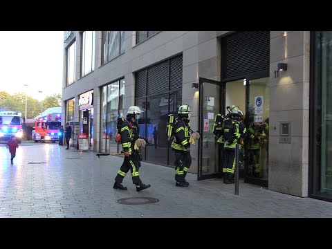 Ausgelöste Brandmeldeanlage - Fehlalarm in Bonner Maximiliancenter am 17.05.21