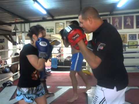 Sylvie's Tips: On the Hook and Shoulder Hunch - Sifu McInnes WKO