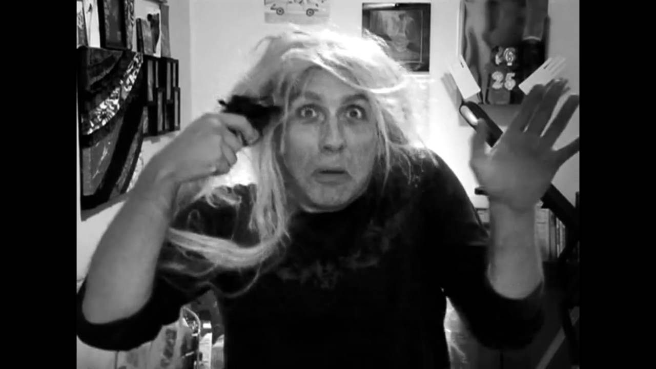 HECTIC KNIFE TRAILER