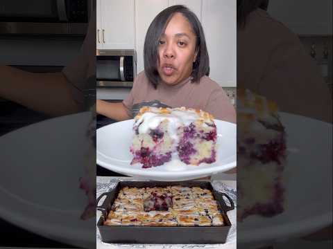 The VIRAL Blueberry Butterswim Biscuits!