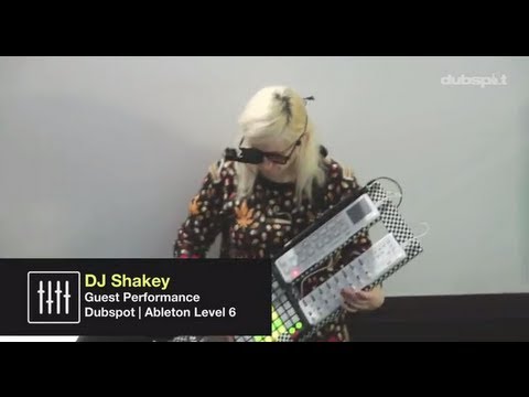 DJ Shakey (Warper NYC) @ Dubspot w/ VoltAxe Controller + Ableton