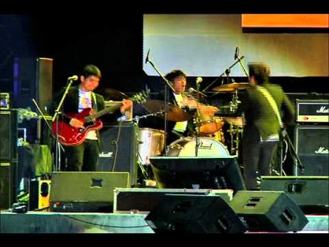 THE BLOOMFIELDS - Babaero + Ale (OPM Fair Cebu 2013)