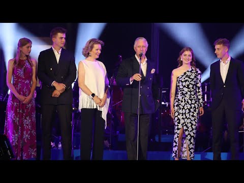 Belgian royal family reunite at concert concluding national day celebrations! #royalfamily