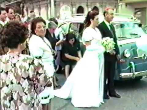 Petrizzi (CZ): Maria Giorla da sposa in piazza Regina Elena (1991)