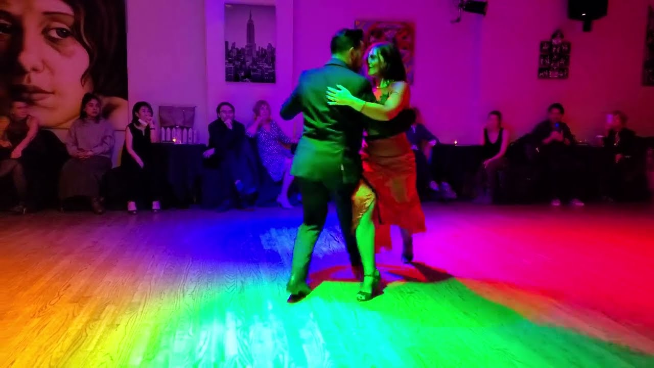 Argentine tango: Mariana Parma & Leonardo Sardella - Danzarín