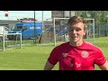 Profvoetballers Almere City hervatten training