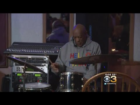 Bill Cosby Tells Stories At Club In 1st Show Since 2015