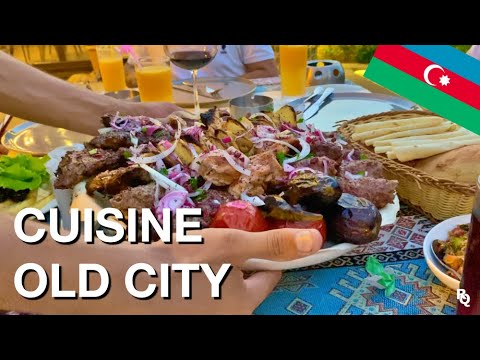 Out for dinner in Old City Baku, Azerbaijan 🇦🇿