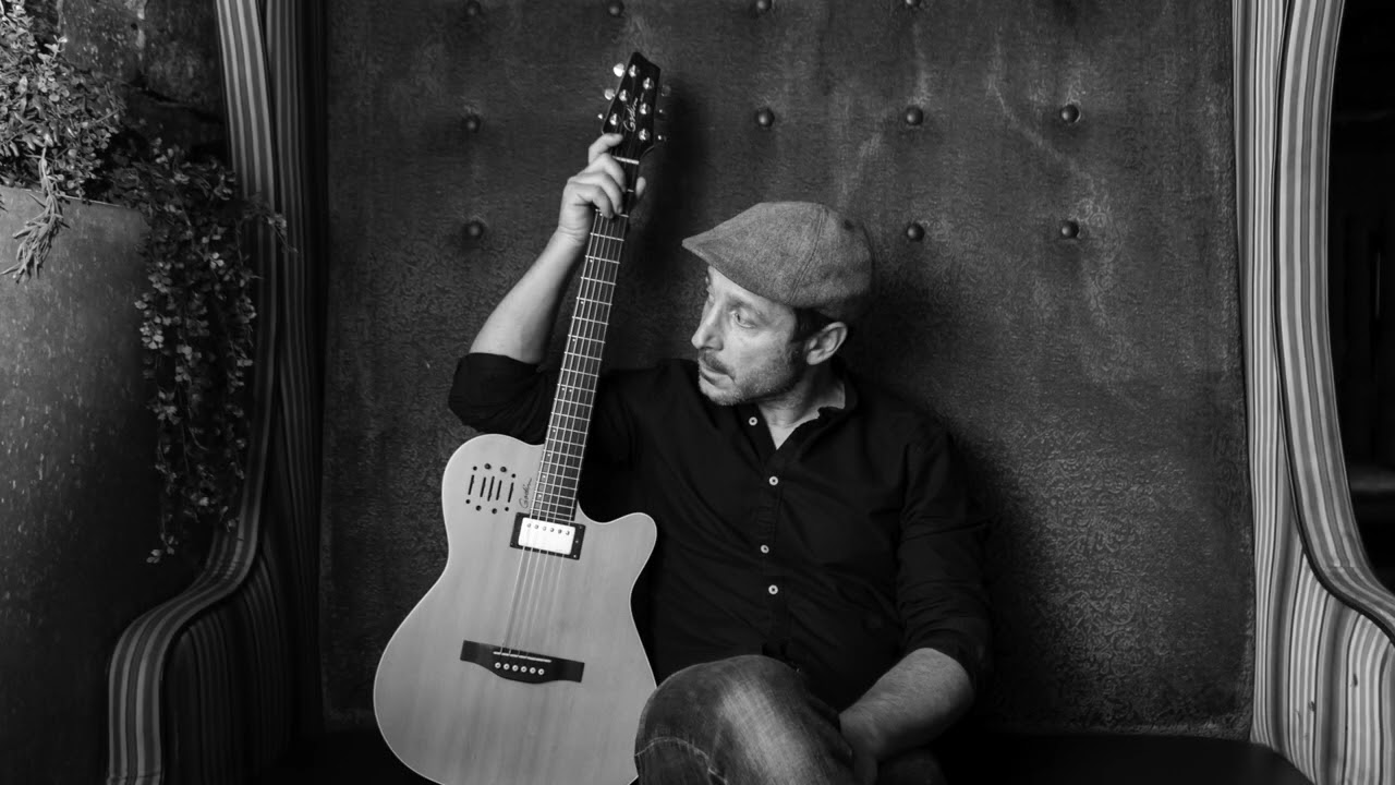 Promotional video thumbnail 1 for Daniel Giaconi- Latin Guitar