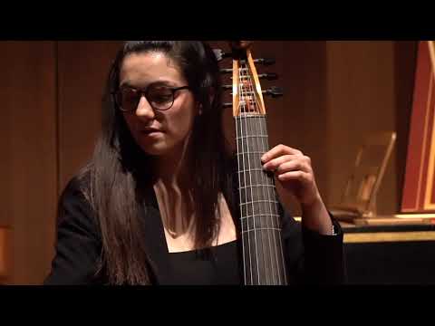 Isabel Esain - C.P.E. Bach, Andante in C major