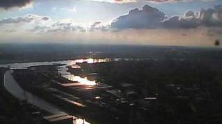 preview picture of video 'RUHR.TV Duisburg Hafen Ruhr / Rhein Webcam'