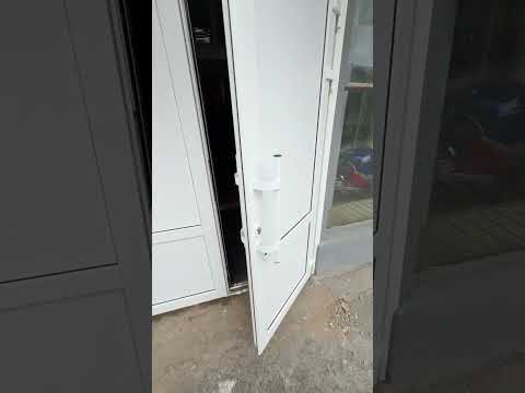 Двери пластиковые