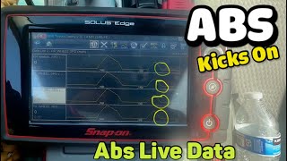 When braking abs kicks on how to diagnose with scan tool   LIVE DATA