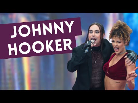 "Caetano Veloso": Johnny Hooker canta sucesso no Faustão