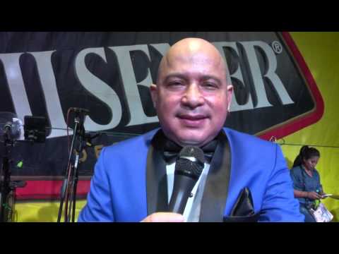 ROBERTO COBOS   EL ESCRITORIO