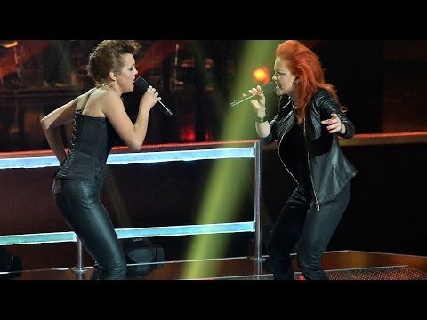 The Voice of Poland IV - Monika Pilarczyk vs Dominika Kobiałka - „Born To Be Wild
