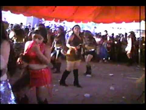feria de aldea la felicidad sector #1 coatepeque.chicas guapas en baile de disfraz 2010 parte 2.mpg