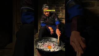 Download lagu Nenek Siapa Ini? Cara Memasaknya Kok Unik #halmenarik mp3 Download lagu Nenek Siapa Ini? Cara Memasaknya Kok Unik #halmenarik mp3