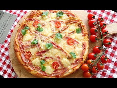 How To Make a Hawaiian Pizza - Quick & Easy!