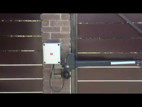 BFT ATHOS AC A25 kit автоматика для распашных ворот комплект - фото 1 - id-p1122462911