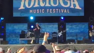 Luke combs Tortuga 2017 Ft Lauderdale one number away live