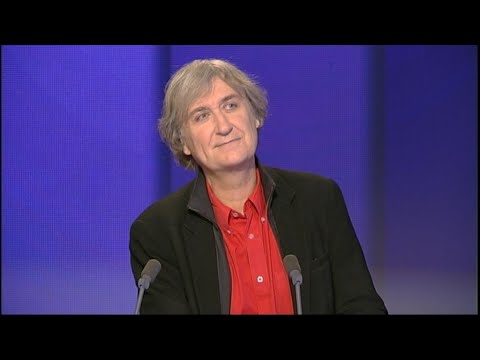 Plantu bids farewell to the newspaper Le Monde with a drawing of President Macron