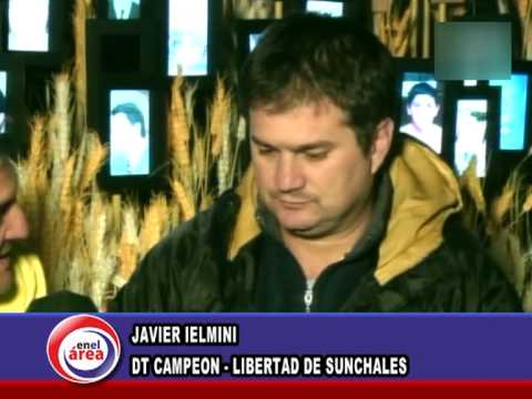 Javier Ielmini DT de Libertad de Sunchales campeón del "Dos Orillas"