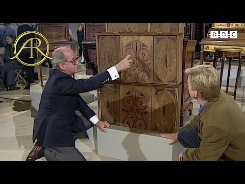'Stunning' 280-Year-Old Chest Of Drawers Has Fantastic Secret Inside | BBC Antiques Roadshow UK