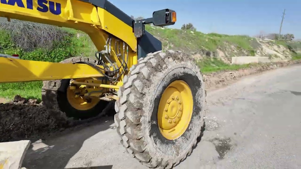 BÜYÜKŞEHİR BELEDİYESİ, BOZUK YOLLARI ONARIYOR