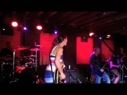 Strange Crew - That's Alright Mama - Winton's OB