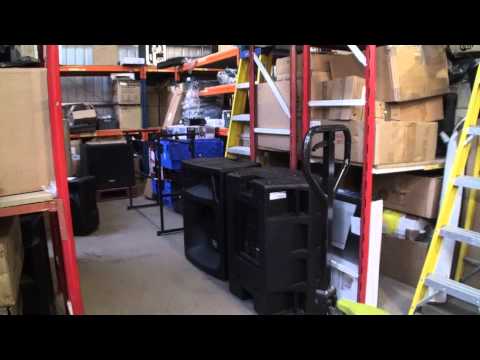 Johnathan the DJ Tutor (ellaskins) visits the getinthemix headquarters in essex