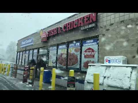 Driving to Southfield, Michigan from Detroit, Michigan. 04/18/2022. April snow.
