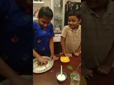 Bhuvana & her brother made a yummy cake🎂😋