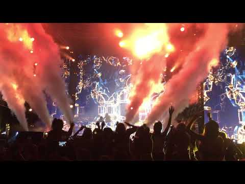 Wake Me Up vs. Henrik B - Hold On (Instrumental)  [Avicii Mashup]