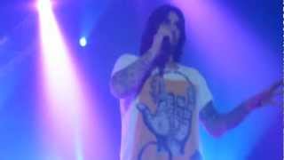 Por amarte tanto + La tortura de Lyss - Melendi. Santander 30-3-2013
