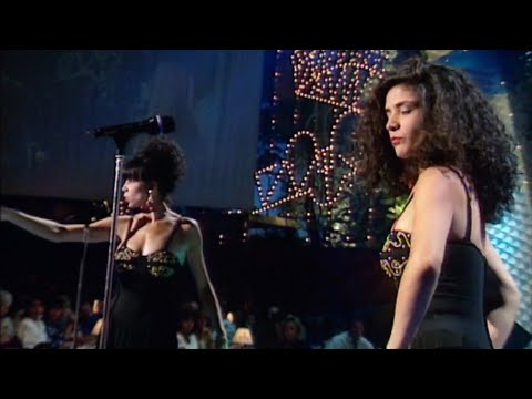 Azúcar Moreno - Ven Devórame Otra Vez (Viva el Espectáculo / TVE / 1990)