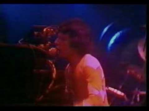 Medley of Millionaire Waltz (Queen Live @ Earl's Court '77)