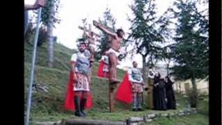 preview picture of video 'Lacedonia  Via Crucis 2013  3° parte'