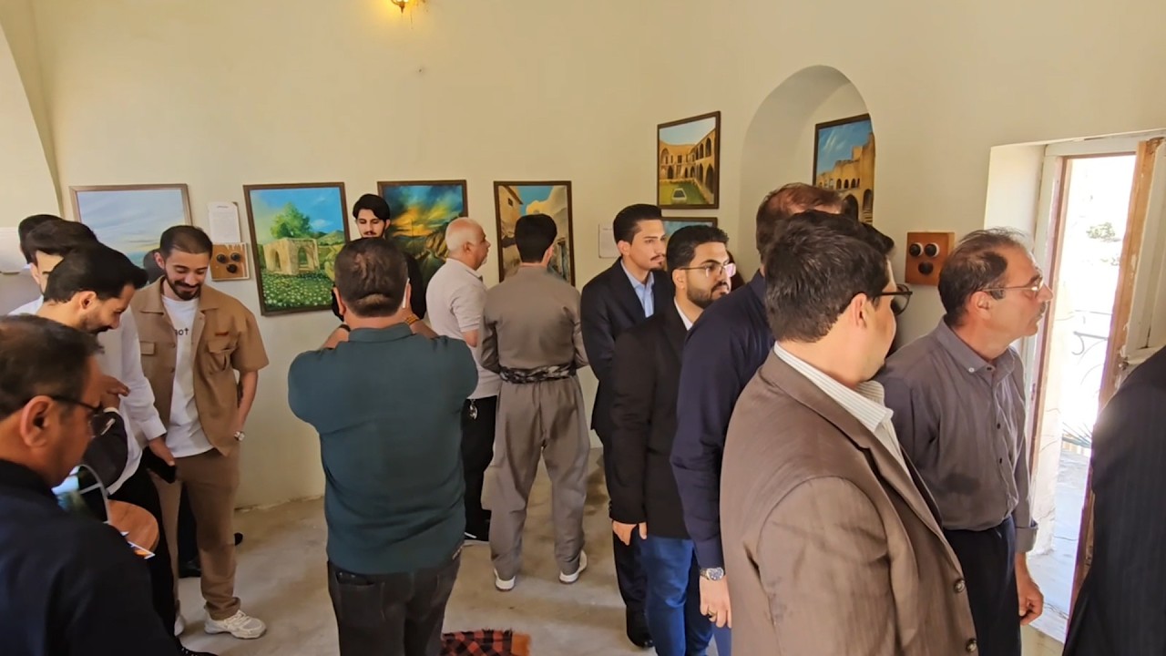 ڤیدیۆ | گەنجانی كۆیە لەڕێگەی تابلۆكانیانەوە مێژوو و تەلارسازی دێرینی ناوچەكەیان دەپارێزن